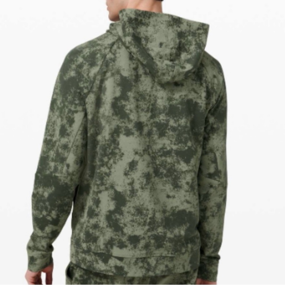 Lululemon men’s hoodie - Picture 4 of 10